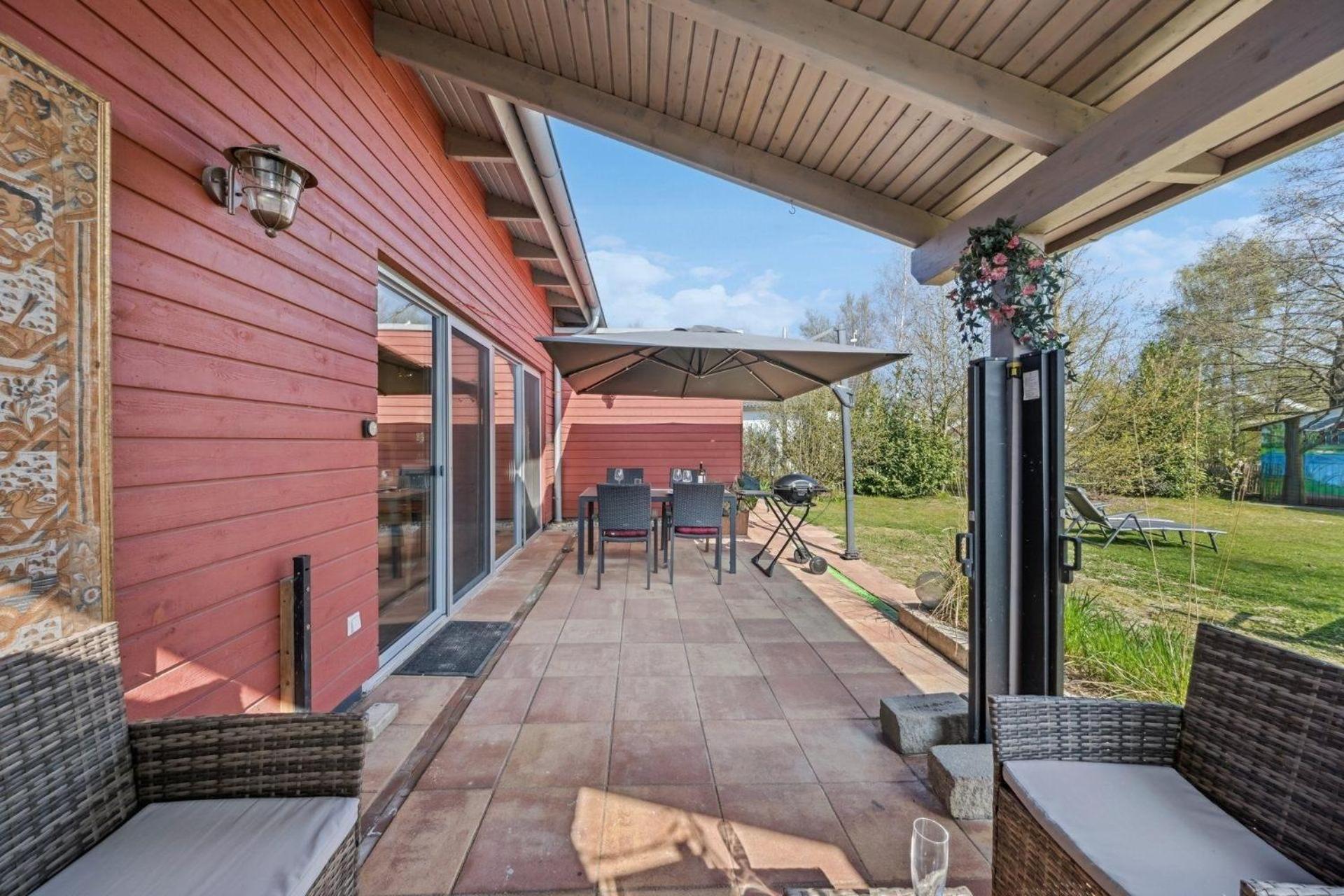 Ferienhaus Am Kleinen See Mit Steg, Garten Und Terrasse Twist Exterior photo