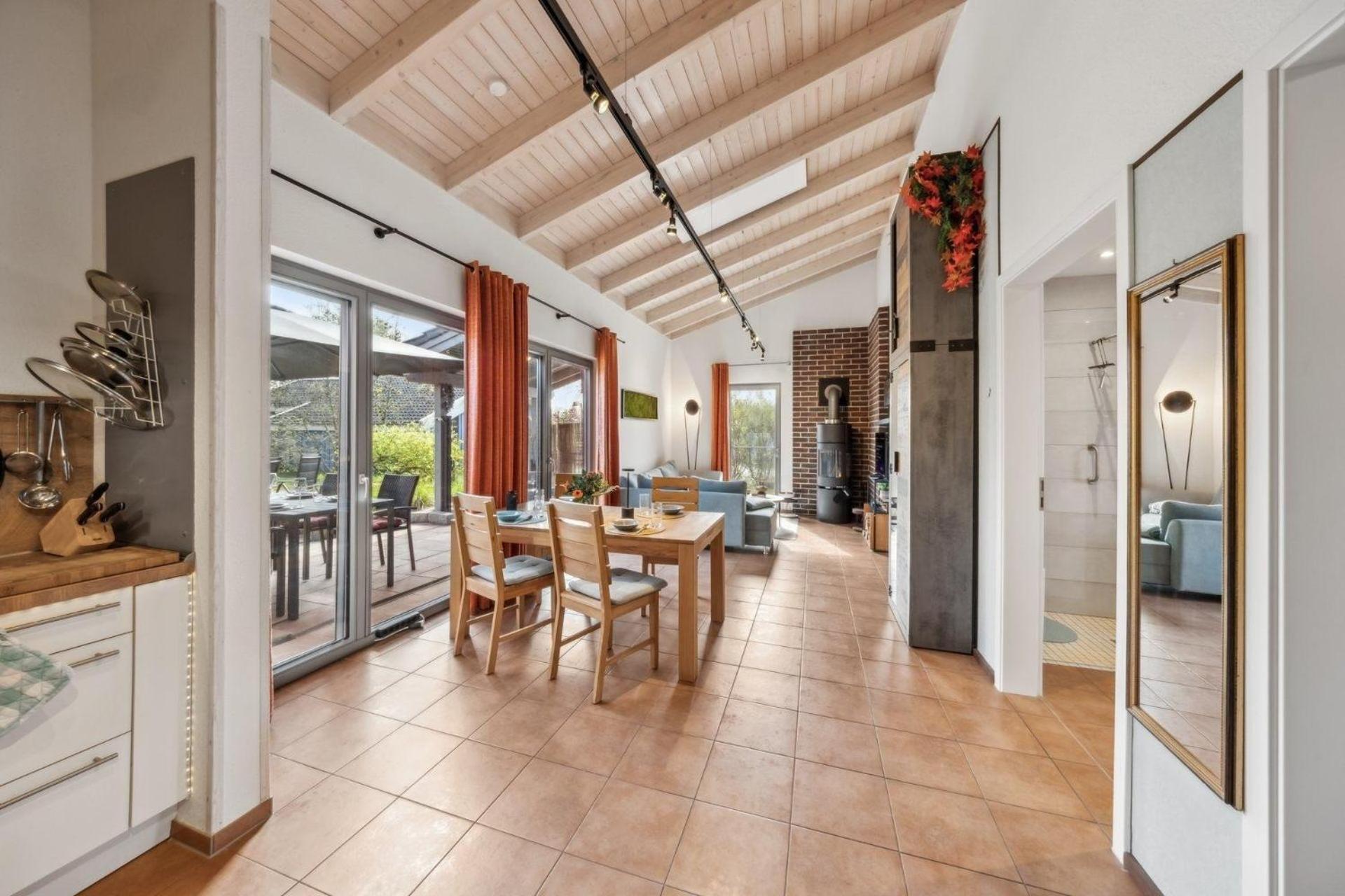 Ferienhaus Am Kleinen See Mit Steg, Garten Und Terrasse Twist Exterior photo